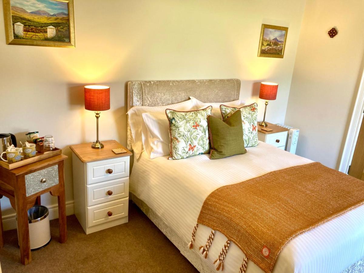 Mourne Country House Bed And Breakfast キルキール 部屋 写真
