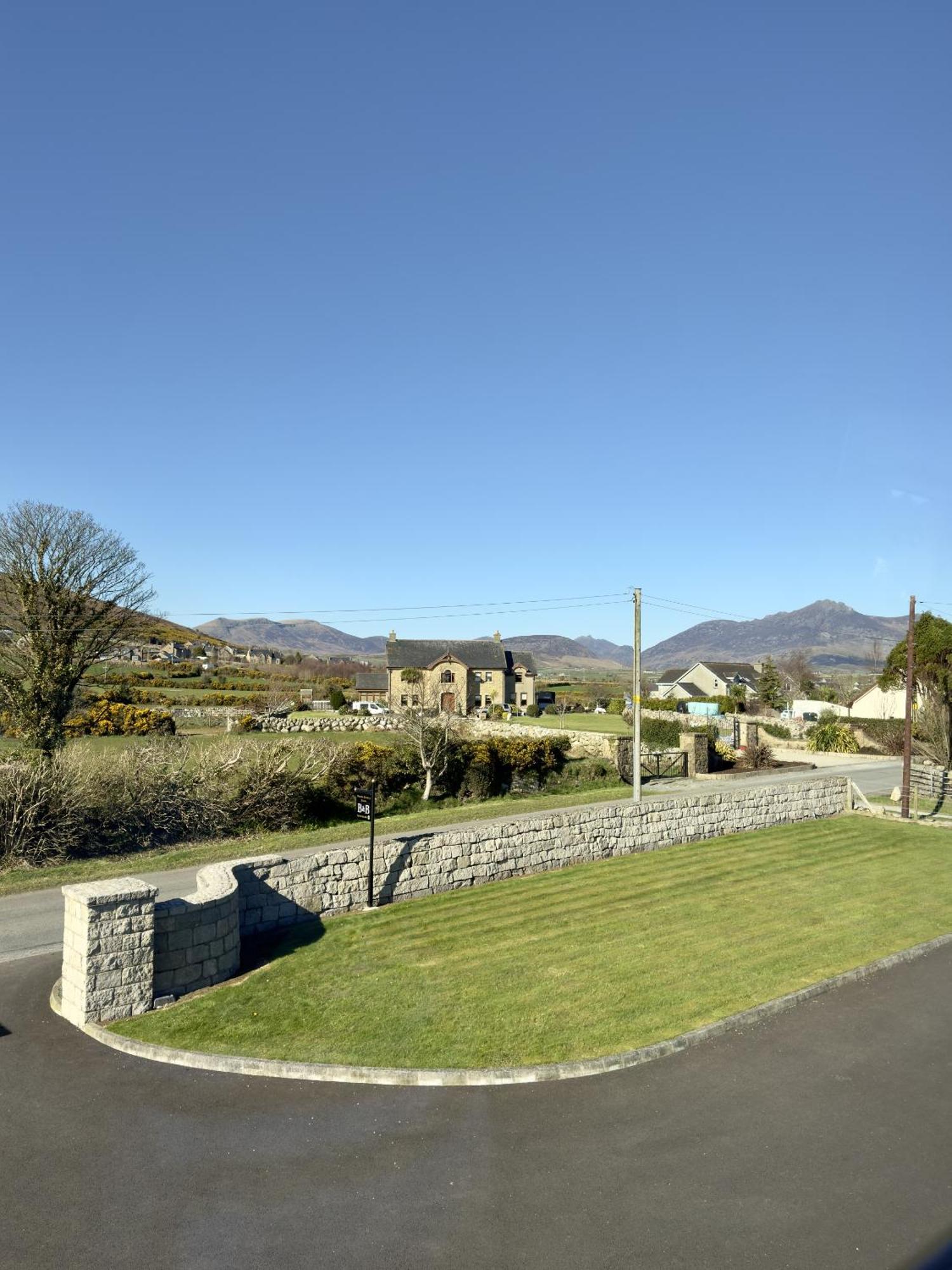 Mourne Country House Bed And Breakfast キルキール 部屋 写真